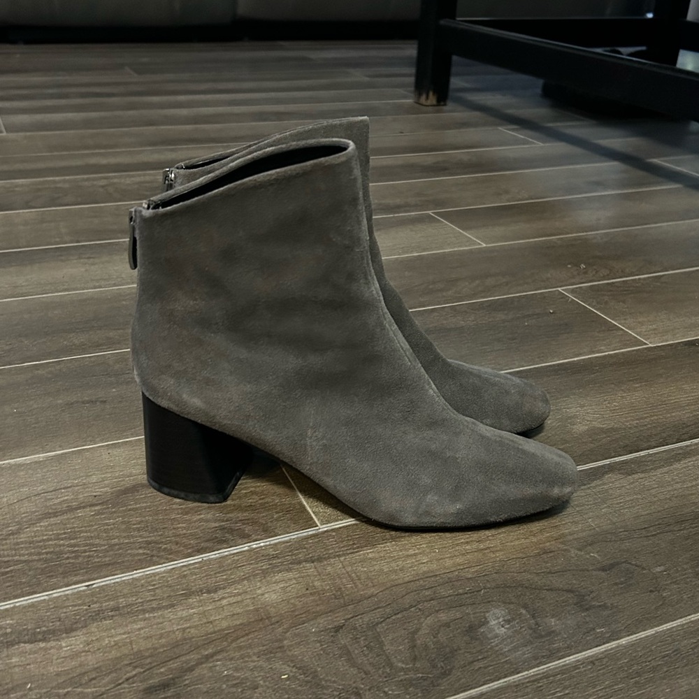 Millie’s suede boots